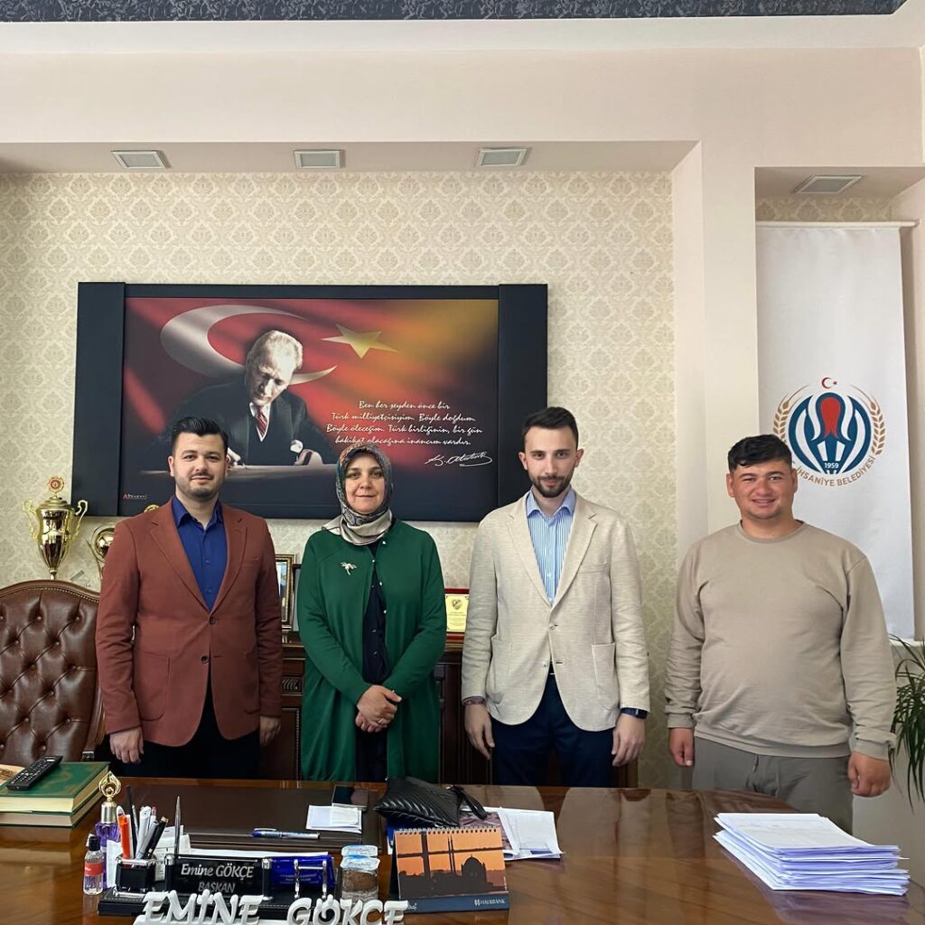 Ak Parti İhsaniye İlçe Gençlik Kolları Başkanı’ndan İhsaniye Belediye Başkanı Ziyareti