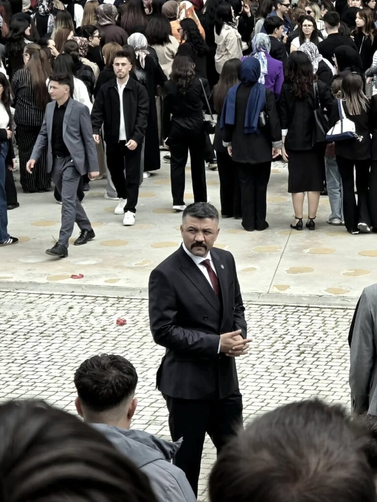 Ülkü Ocakları Afyonkarahisar İl Başkanı’ndan Öğüt Dolu Paylaşım