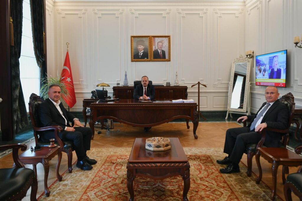 Vali Canbolat, Ankara’dan İki İsimle Bir Araya Geldi