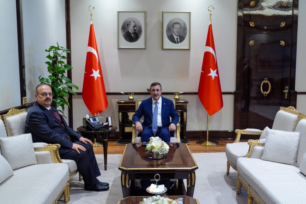 Cevdet Yılmaz, Ankara Valisi Canbolat’ı ağırladı