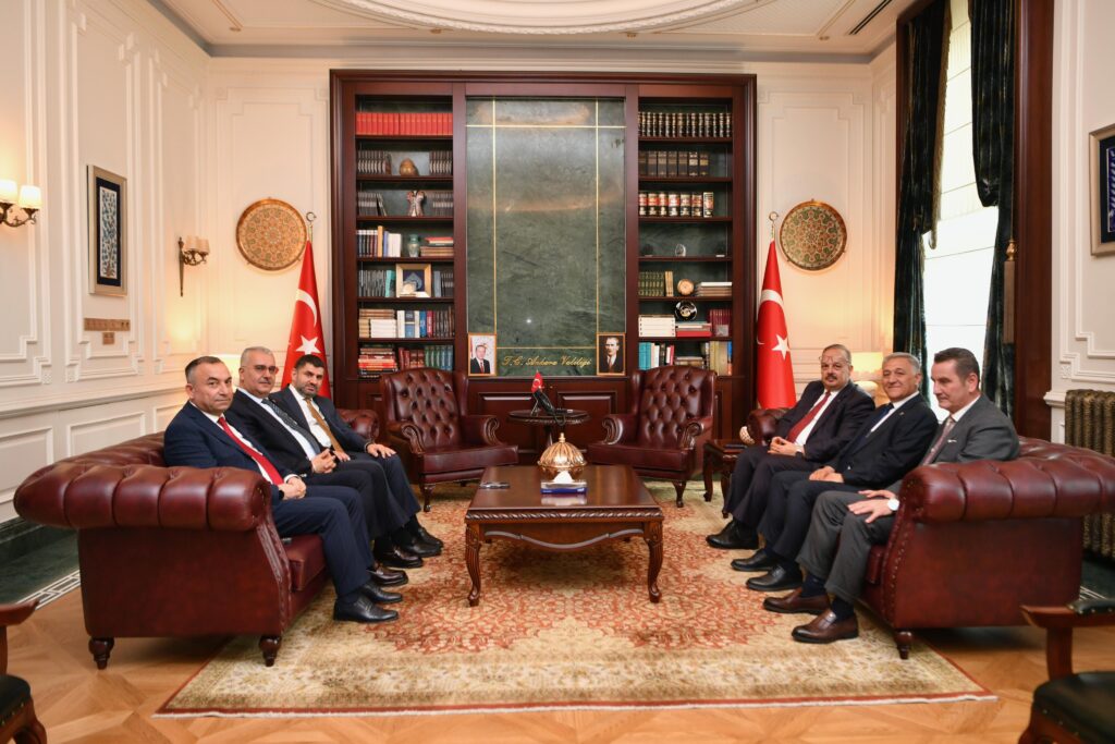 Çorum Milletvekili Ahlatçı, Vali Canbolat’ı Ziyaret Etti