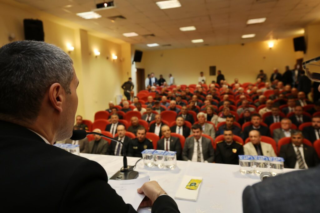 Emirdağ’da Muhtarlar ve Kurum Müdürleri Toplandı