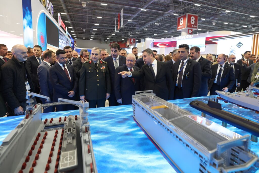 Milli Savunma Bakanı Güler, SAHA 2026 Fuarı’nı Ziyaret Etti
