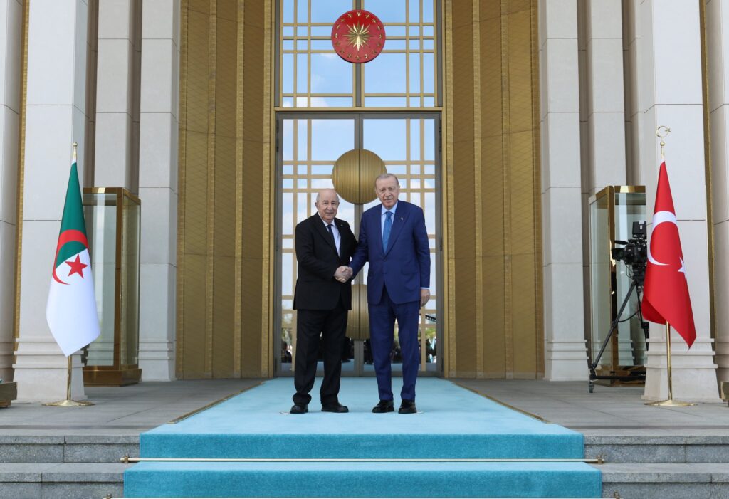 Cumhurbaşkanı Erdoğan, Cezayir Cumhurbaşkanı Tebbun’u karşıladı