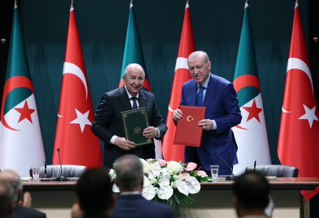 Türkiye ve Cezayir’den ulaştırma anlaşmaları imzalandı