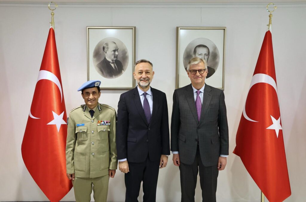 Levent Gümrükçü, BM Barış Operasyonları için Lacroix ile görüştü