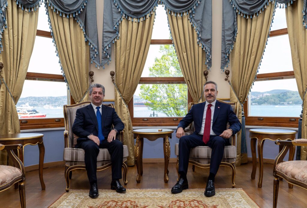 Hakan Fidan, IKBY Başbakanı Barzani ile görüştü