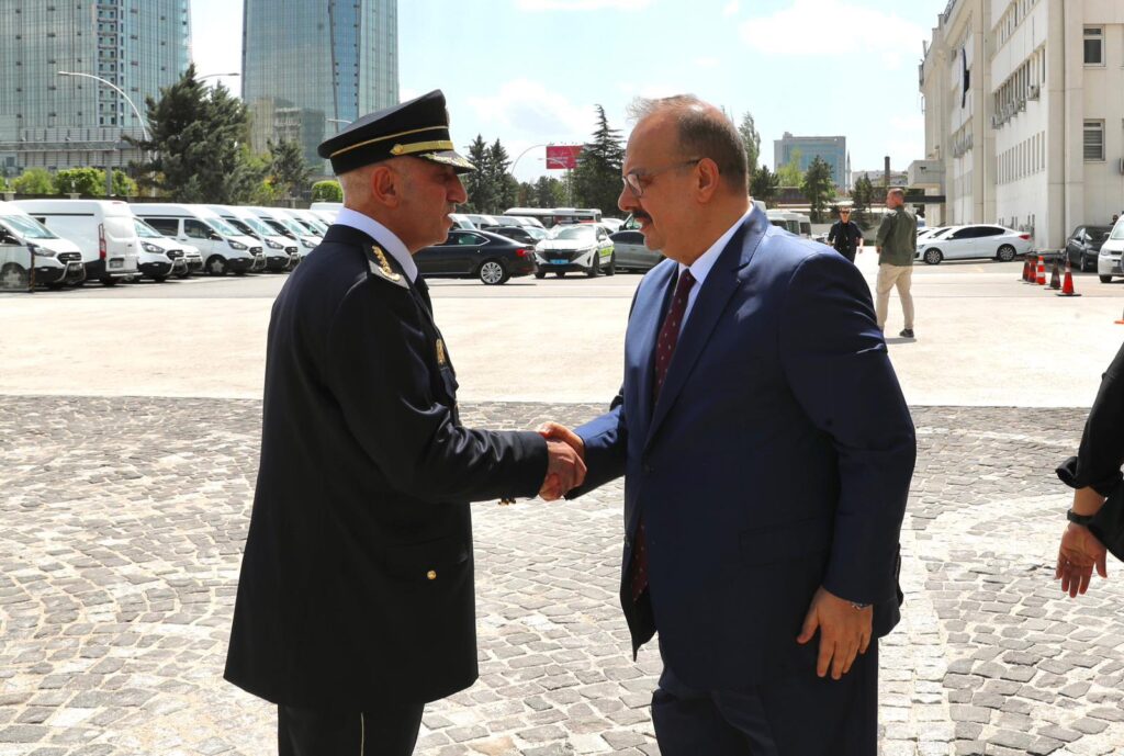 Vali Canbolat, Ankara Emniyet Müdürlüğü’nü Ziyaret Etti