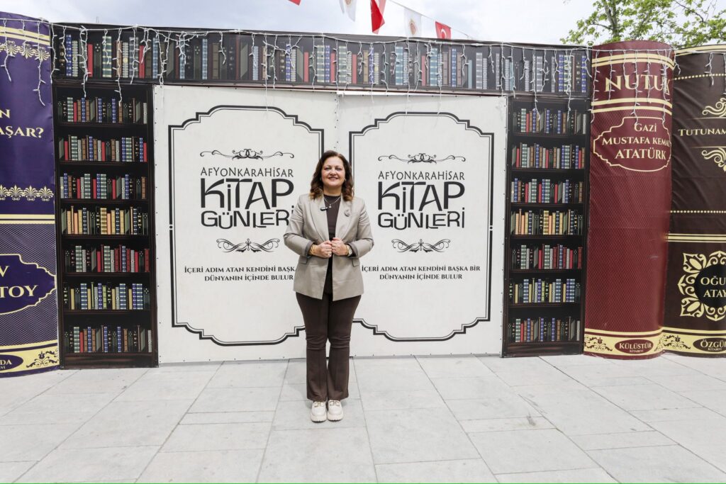 Zafer Meydanı’nda Kitap Günleri Etkinliği Gerçekleşti