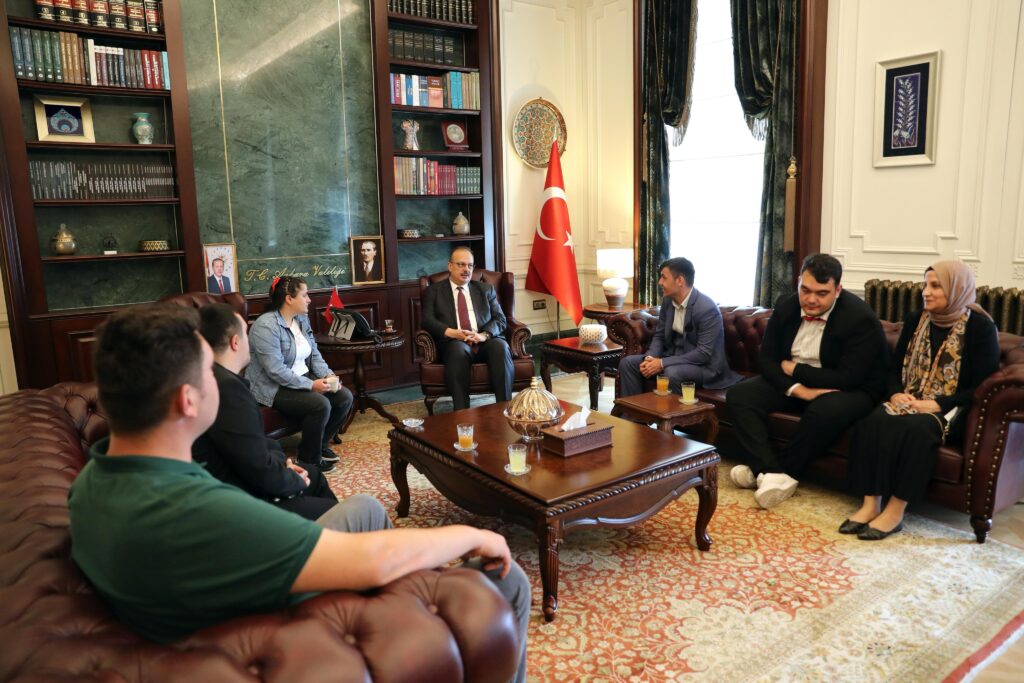Vali Canbolat, Engelliler Haftası’nda kabul gerçekleştirdi