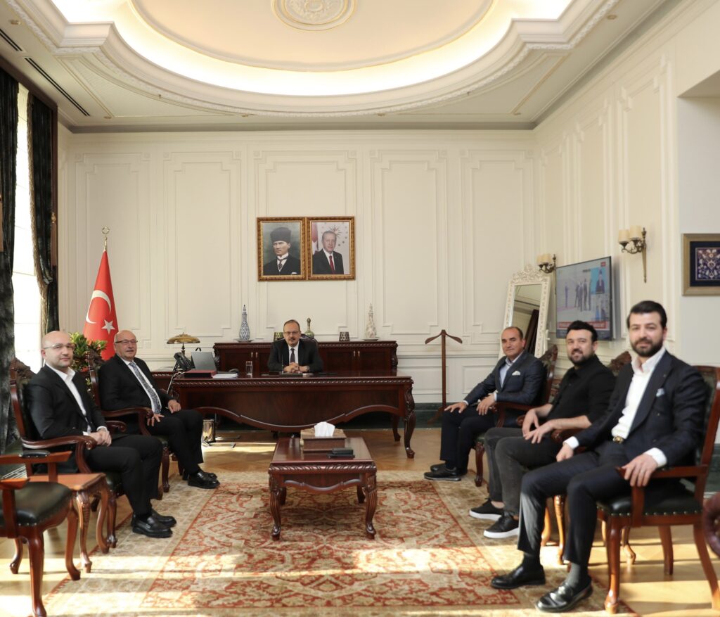 İş insanları Vali Canbolat’ı ziyaret etti