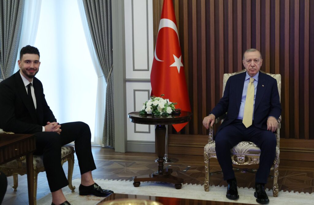 Cumhurbaşkanı Erdoğan Alperen Şengün’ü kabul etti