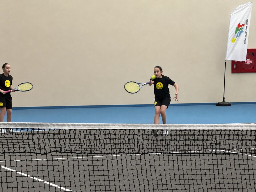 Okul Sporları Küçükler ve Minikler Tenis Grup Müsabakaları Başladı