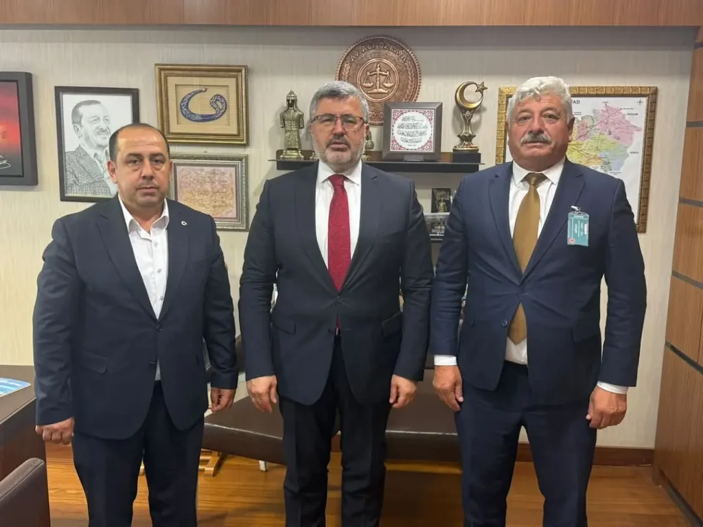 Afyonkarahisar Işıklar Belde Başkanı ve Belediye Başkanı Gazi Meclisinde Misafir Edildi