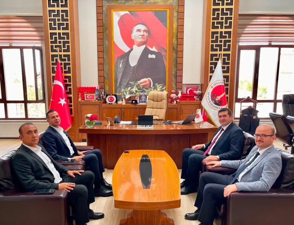 Afyonkarahisar SGK İl Müdürlüğü’nden Sinanpaşa Kaymakamı Ziyareti