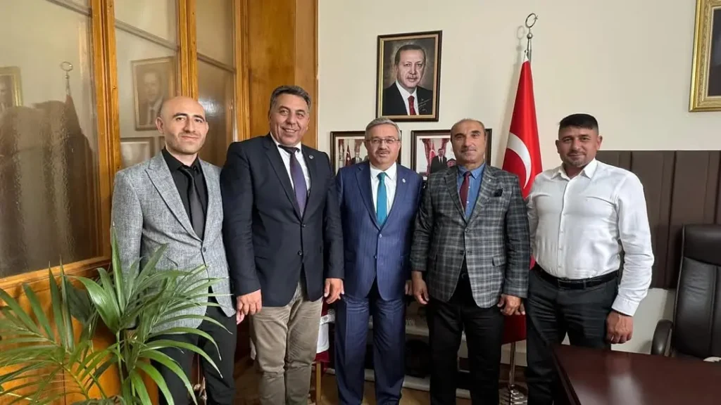 Ak Parti Milletvekili İbrahim Yurdunuseven, İlçe Başkanı ve Belediye Başkanını TBMM’de Ağırladı