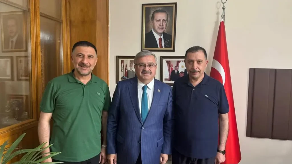 AK Parti Milletvekili TBMM’de Mardinlı İş İnsanlarını Ağırladı