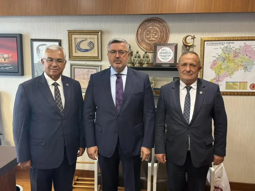 AK Parti Sinanpaşa İlçe Başkanı ve Akören Belediye Başkanı Gazi Mecliste Misafir Edildi