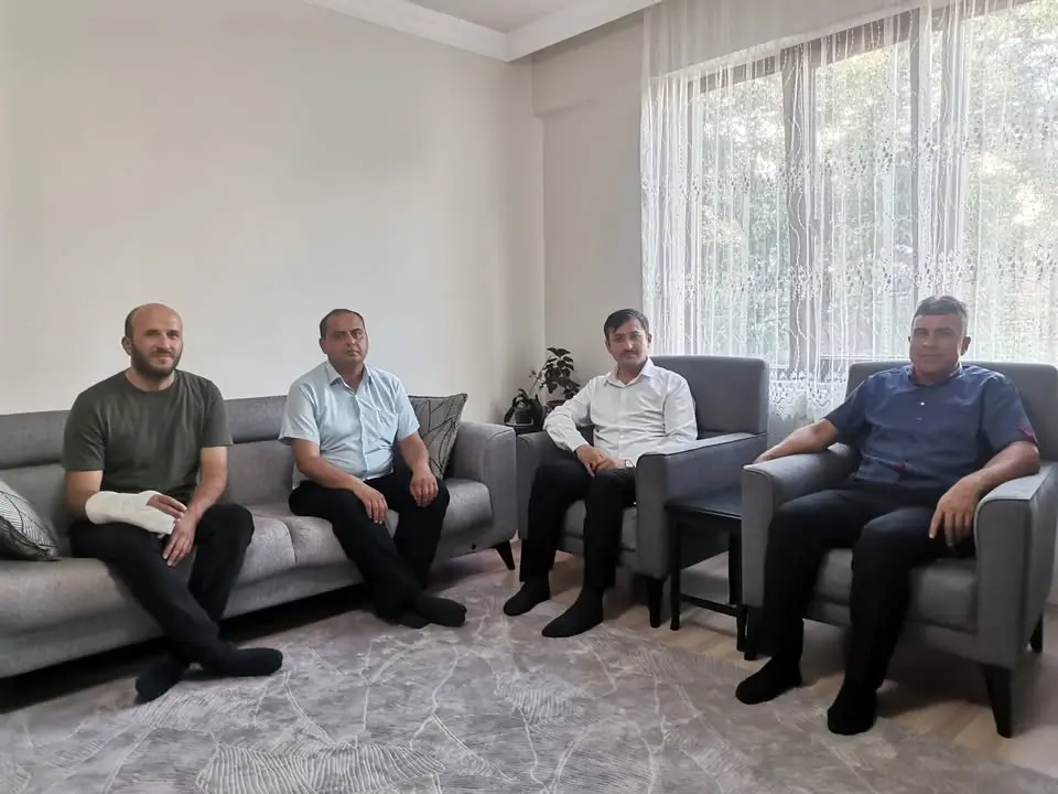 İlçe Müftüsü ve Daire Personeli İstirahatlı Çalışanlarını Ziyaret Etti