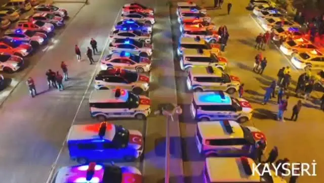 Kayseri merkezli 6 ilde bu sabah “Uyuşturucu Madde Satıcılarına” yönelik düzenlenen operasyonda 221 şüpheli yakalandı