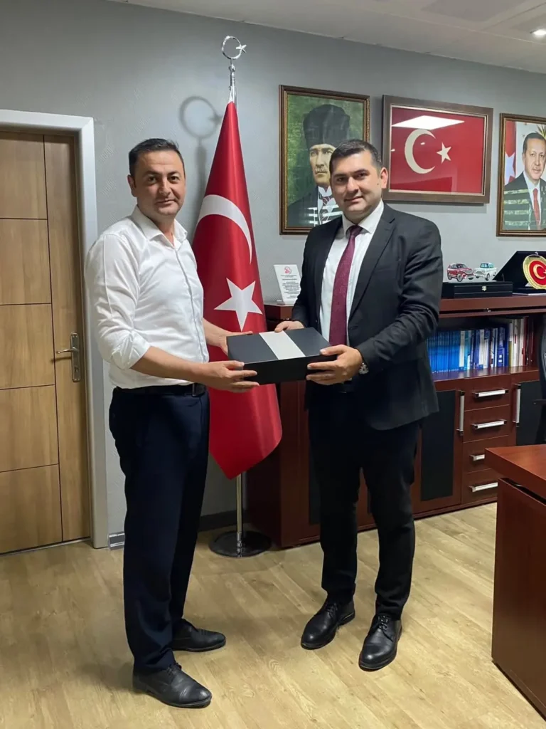 Kırka Belediye Başkanı Hakan Şahin, Afyonkarahisar Sgk İl Müdürü Süleyman Çelikbaş’ı Ziyaret Etti