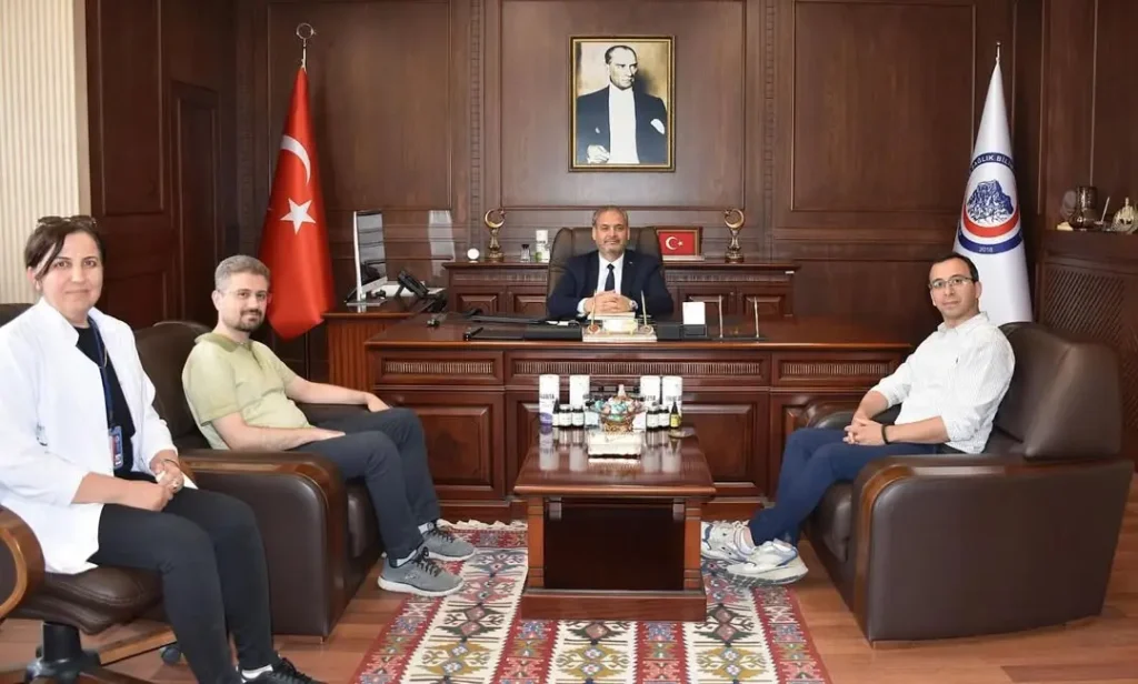 Rektörümüz Prof. Dr. Adem Aslan, PharmAFSU İlaç Araştırmaları Merkezi’ni Ziyaret Etti
