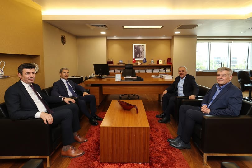 Vali Aktaş’tan Park Hayat Hastanesi’ne Ziyaret
