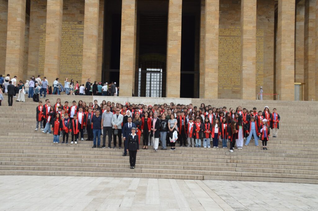Atatürk İlkokulu’ndan Anıtkabir’e Anlamlı Ziyaret
