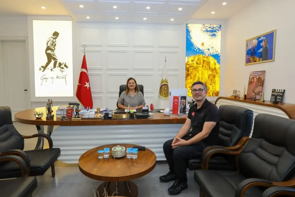 Afyonkarahisar Belediye Başkanı Burcu Köksal, İl Afet ve Acil Durum Müdürü Ali Altındal ile Görüş Alışverişinde Bulundu