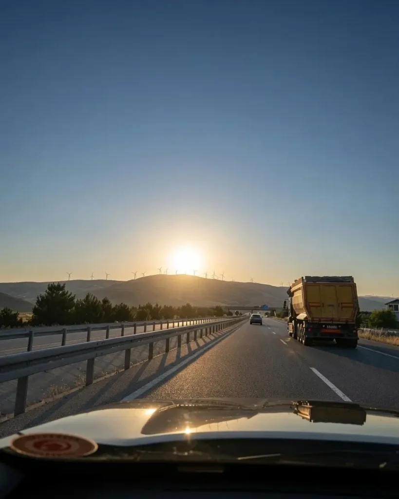Afyonkarahisar’da Güneş ve Rüzgâr Enerjisi Bereketi