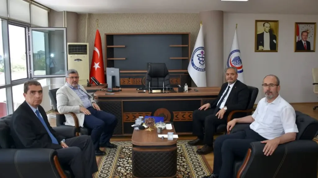 Afyonkarahisar İl Sağlık Müdürlüğü’nden AFSÜ Tıp Fakültesi Ziyareti