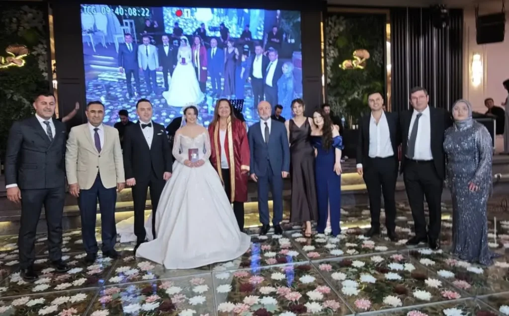 AK Parti Afyonkarahisar İl Başkanlığı’ndan Düğün Töreni Katılımı