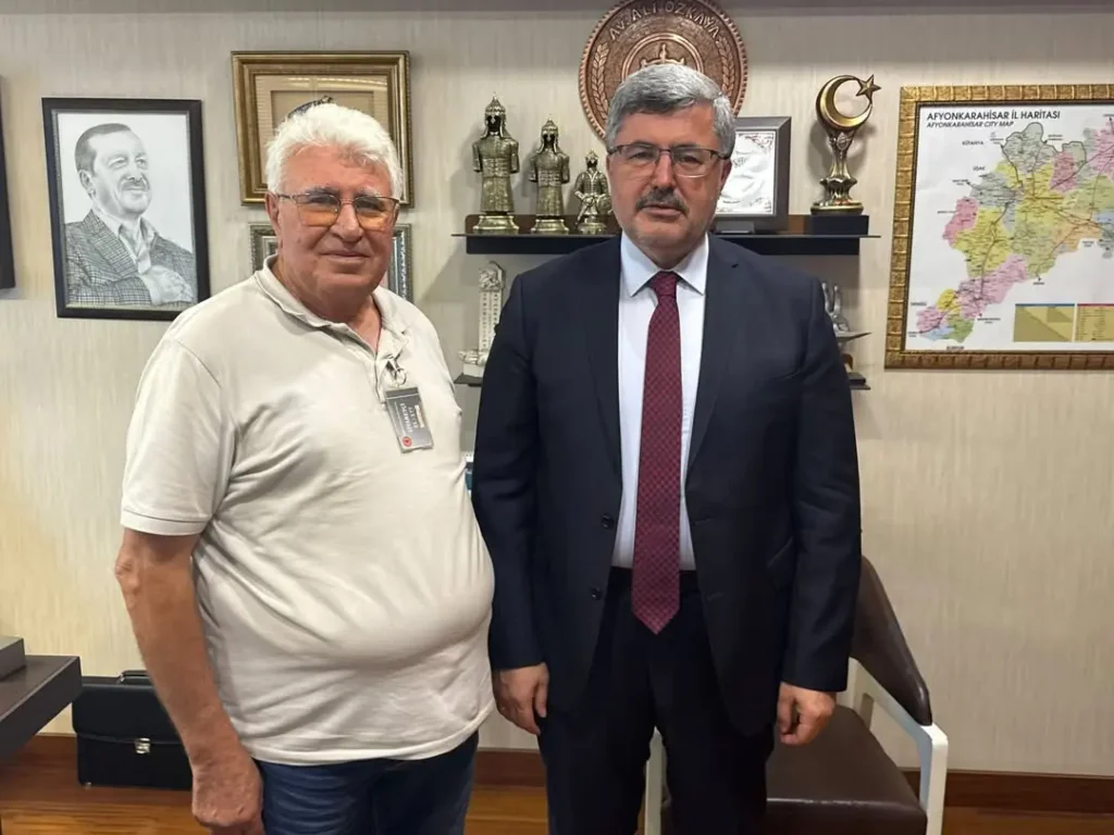 AK Parti Gaziemir Belediye Meclis Üyesi Rüştü Menekşe’yi Ağırladı