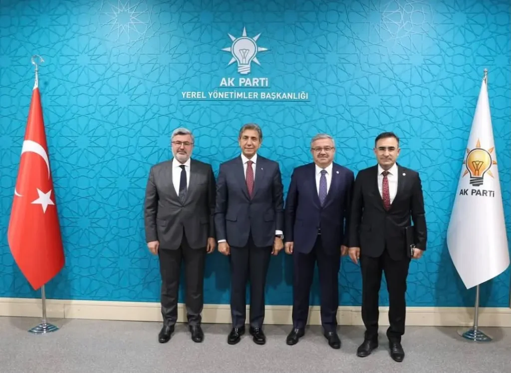 AK Parti Genel Başkan Yardımcısı ve İstanbul Milletvekili Mustafa Demir’i Ziyaret Etti