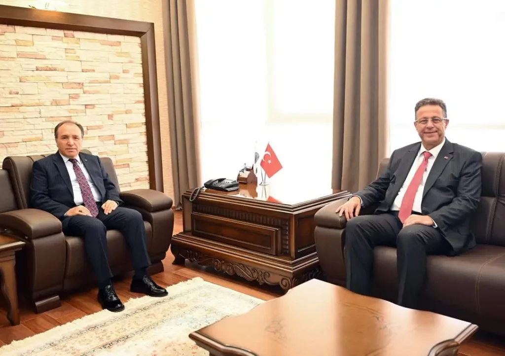 Antalya Bilim Üniversitesi Rektörü Afyon Kocatepe Üniversitesi Rektörü Prof. Dr. Mehmet Karakaş’a Nezaket Ziyaretinde Bulundu