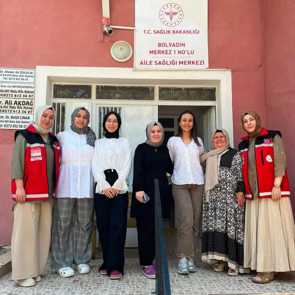 Bolvadin Sosyal Hizmet Merkezi, Sosyal Risk Haritası ve Aile Rehberi Modeli kapsamında Aile Sağlığı Merkezi’ne Ziyaret Gerçekleştirdi