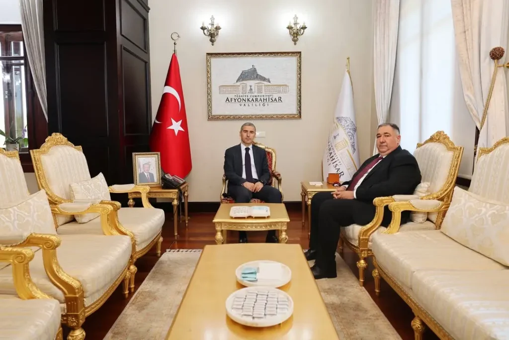 İYİ Parti Afyonkarahisar İl Başkanı Vali Dr. Naci Aktaş’ı Ziyaret Etti