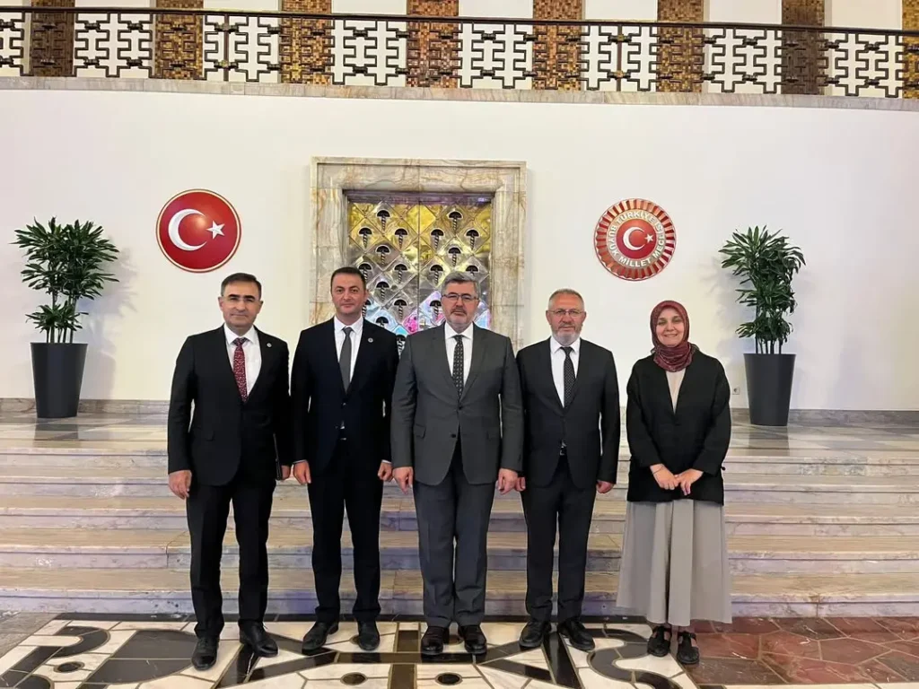 Milletvekili Hasan Arslan, İhsaniye, Kocatepe ve Kırka Belediye Başkanlarını Gazi Meclisinde Misafir Etti