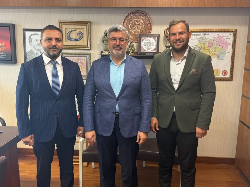 Dinar İlçe Başkanı ve Müdür Meclis’te Ağırladı