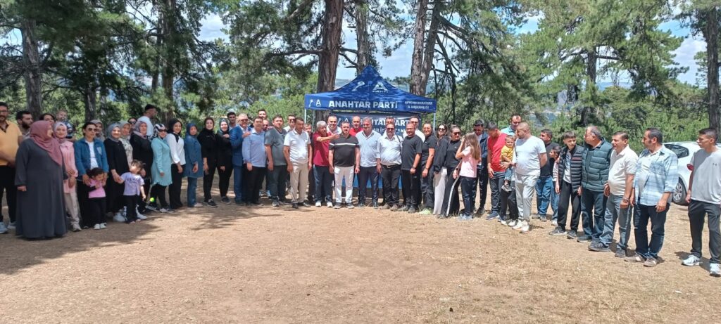Anahtar Parti’den Basın Emekçilerine 24 Temmuz Pikniği