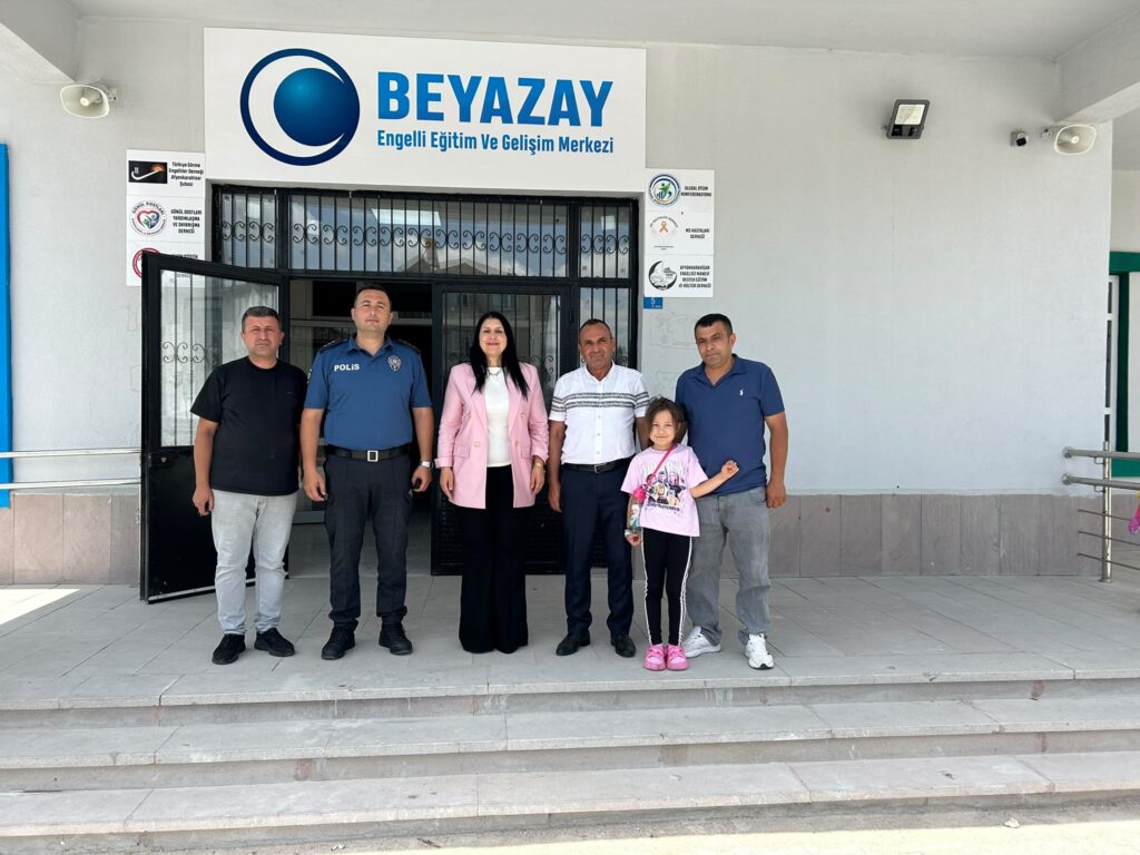 Kocatepe Polis Merkezi Amirliği’nden Beyazay Engelsiz Eğitim ve Gelişim Merkezi’ne Hayırlı Olsun Ziyareti