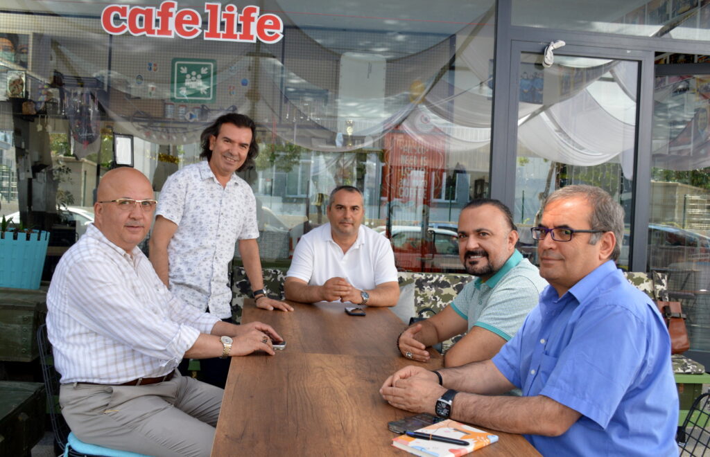 BURHANETTİN ÇOBAN, “FORMULA PİSTİ PROJESİ VERDİM AT PİSTİ YAPTI”