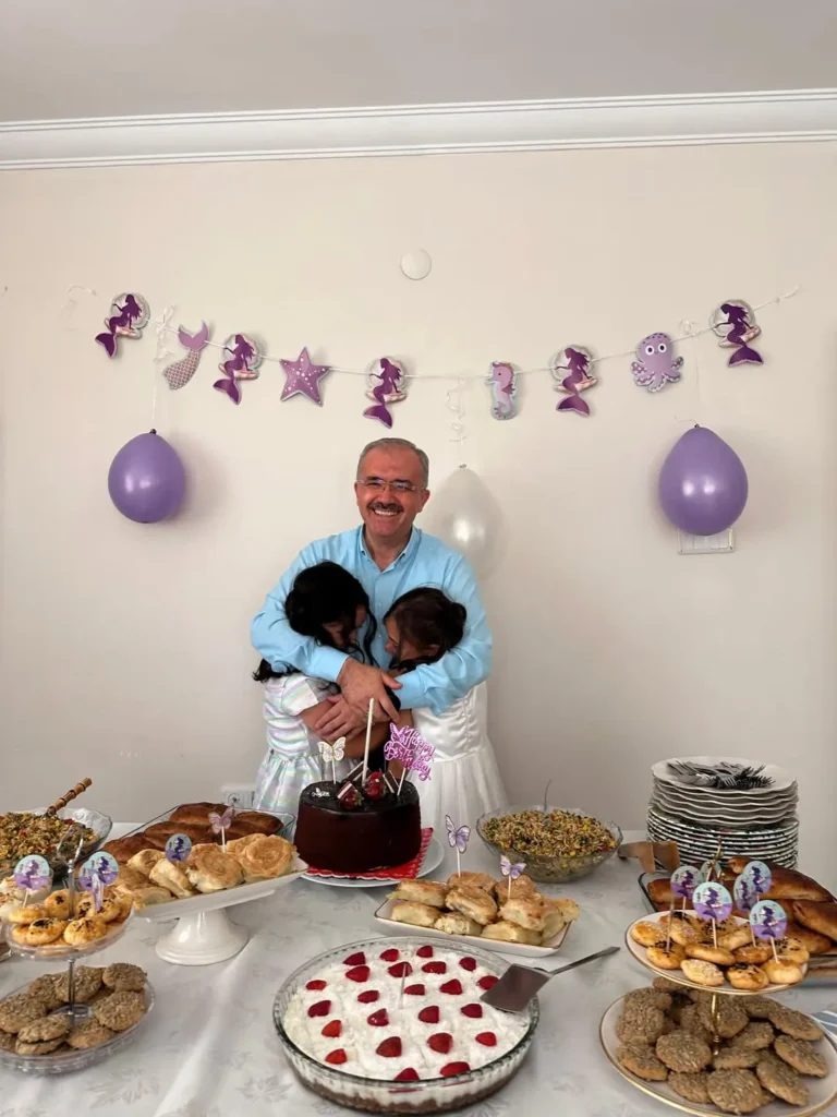 Afyonkarahisar Aile Ve Sosyal Hizmetler İl Müdürlüğü’nden Doğum Günü Kutlaması