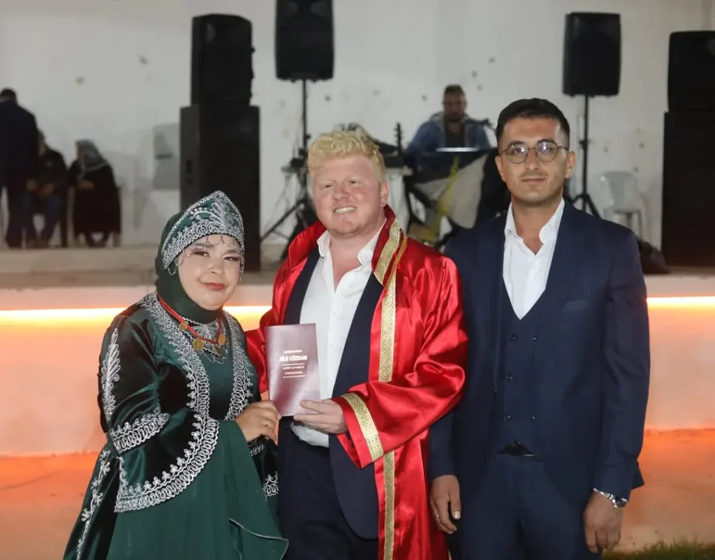 Afyonkarahisar Güney Belediyesi’nden Merve Akgün ve Muhammet Kocapınar Çifti İçin Nikah Töreni Düzenlendi