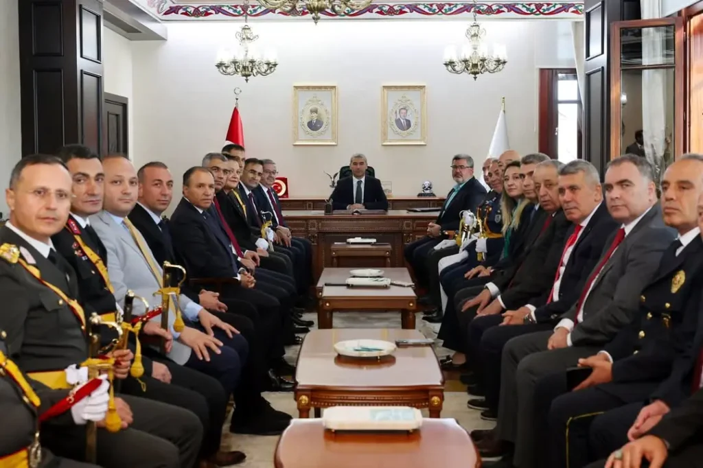 Afyonkarahisar Valisi Naci Aktaş’ı 30 Ağustos Zafer Bayramı Kutlaması