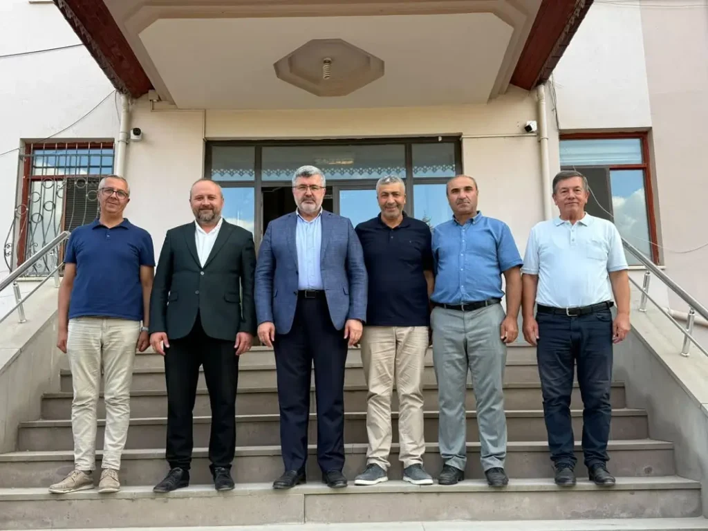 Ak Parti Afyonkarahisar Milletvekili Ali Özkaya Sultandağı Belediye Başkanı Mehmet Aldırmaz’ı Ziyaret Etti