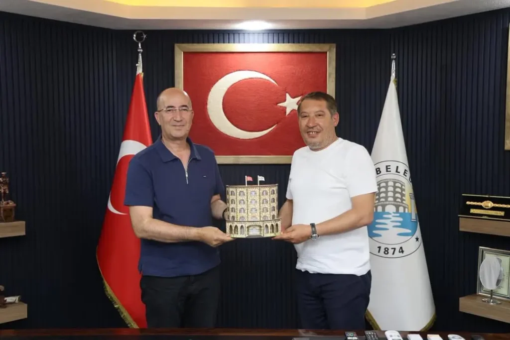 Dırbaz Büyüksu, Dinar Belediye Başkanı Veysel Topçu’yu Ziyaret Etti