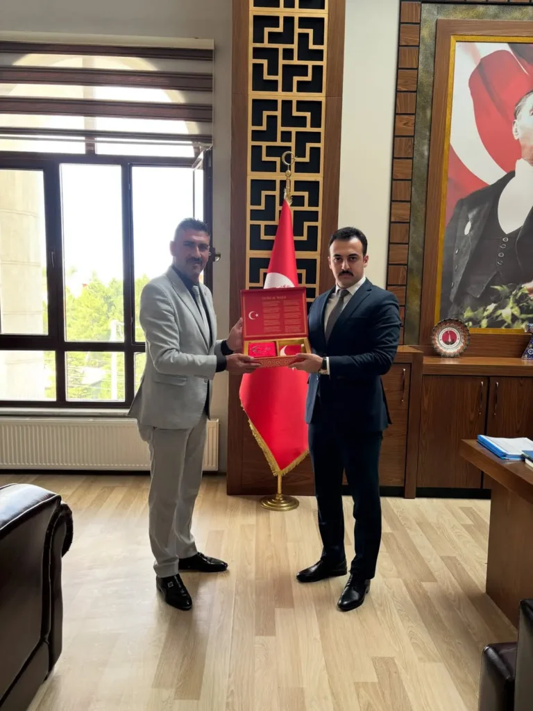 Düzağaç Belediye Başkanı Selçuk ÇETİNKAYA, Kaymakamımız Sayın Bünyamin MİROĞLU’na hayırlı olsun Ziyaretinde Bulundu