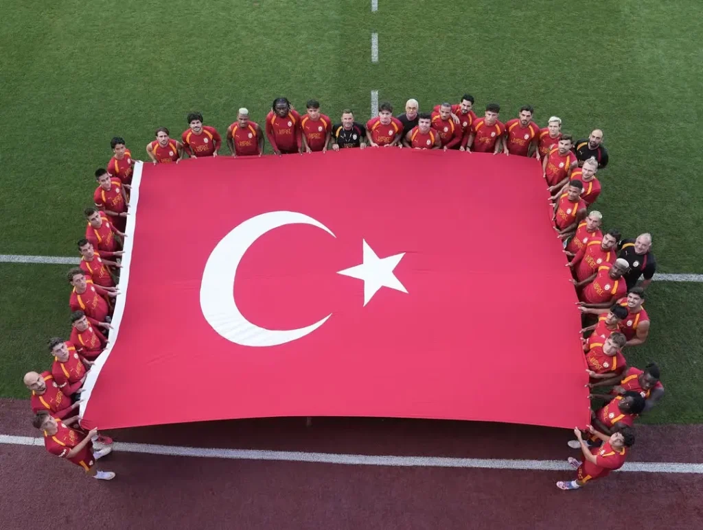 Galatasaray Spor Kulübü’nden 30 Ağustos Zafer Bayramı Paylaşımı
