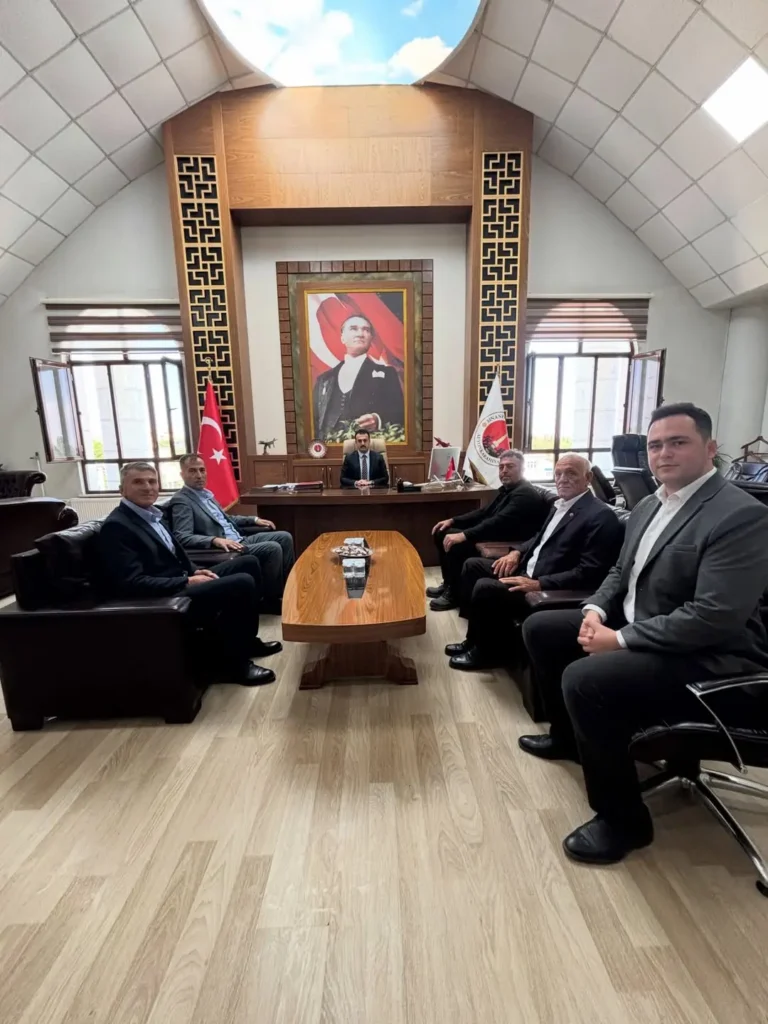 Güney Belediye Başkanı Ali BARAN ve Heyeti Kaymakam Bünyamin MİROĞLU’nu Ziyaret Etti